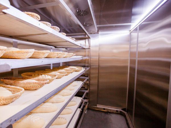 Prover - proofing bread inside