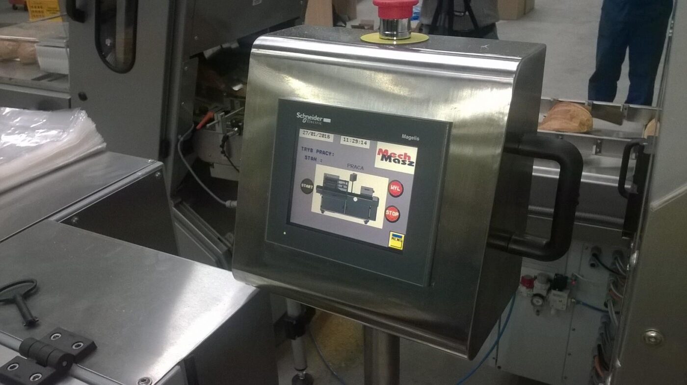 Automatic line for bread slicing and bagging control panel